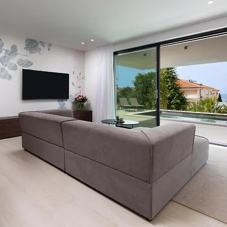 Pet Friendly Apartment In Malinska Apartment Malinska