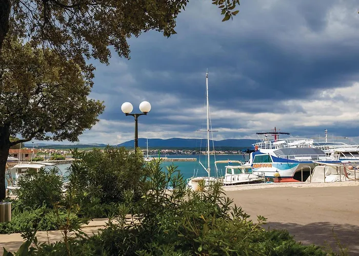 Apartment Pet Friendly Apartment In Malinska