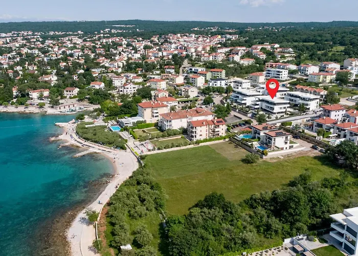 Pet Friendly Apartment In Malinska